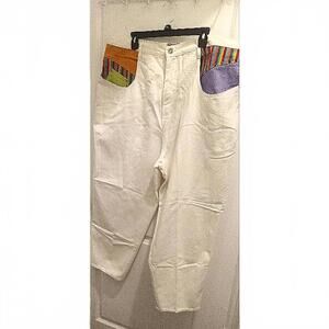 Women's Casual White Pants with Colorful‎ Pocket Accents